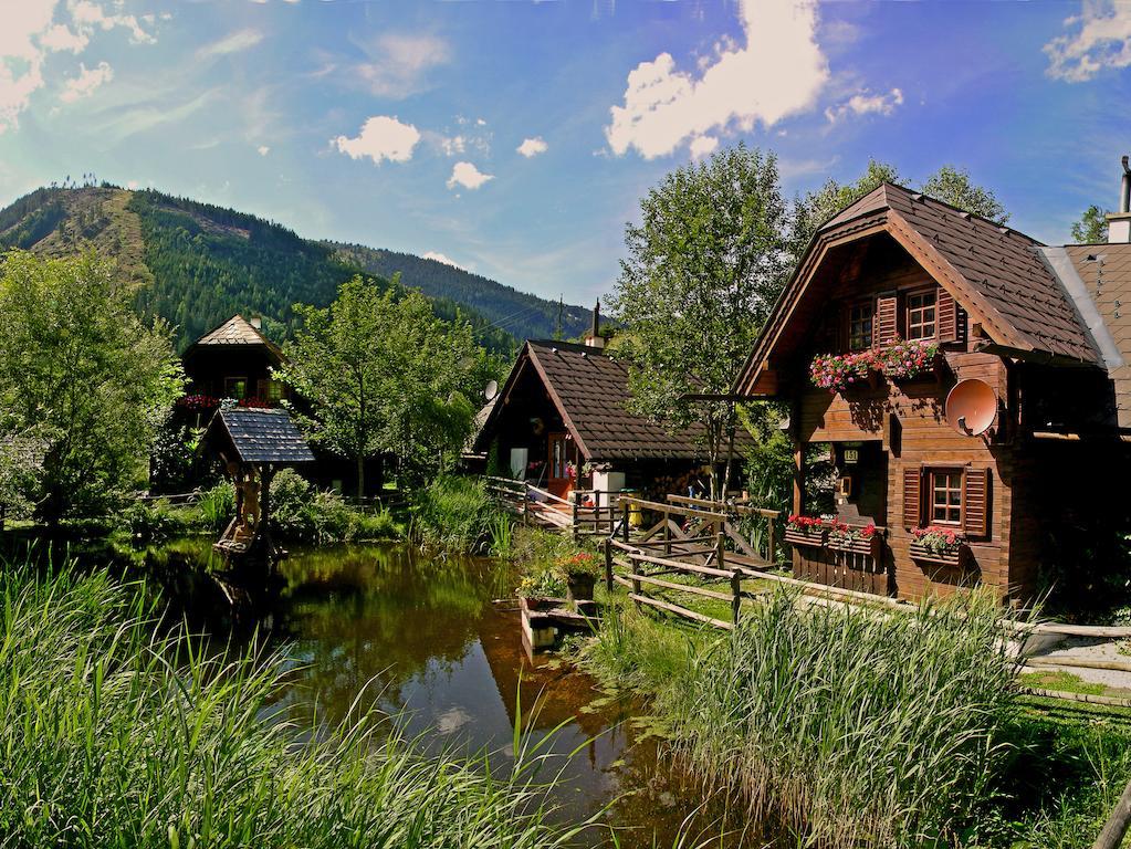 Ferienhaus Bettina Rassis Feriendorf Donnersbachwald Dış mekan fotoğraf